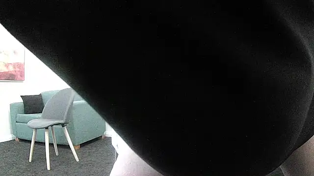 Snapshot of Nice8inchaussie chatting on November 25, 2025, 9:42 am Nice8inchaussie online show from November 25, 2025, 9:42 am