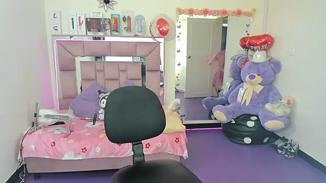 Snapshot of AriadnaCappelletty chatting on October 30, 2025, 3:42 pm AriadnaCappelletty online show from October 30, 2025, 3:42 pm