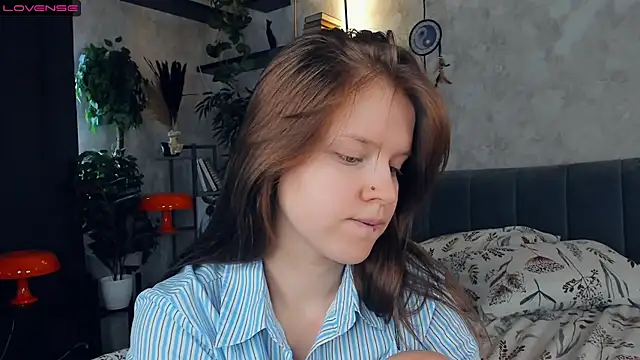 NicoleSkyt online show from March 16, 2025, 10:11 am