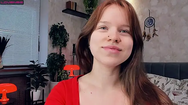 NicoleSkyt online show from March 6, 2025, 7:25 am