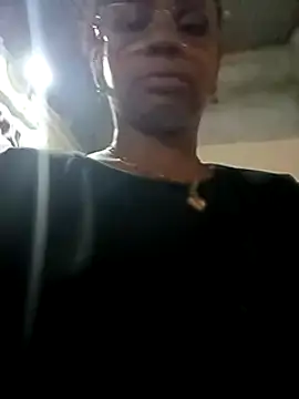 Melanie candy  online show from February 14, 2025, 3:11 am