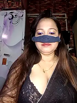 Snapshot of albelasummi702 chatting on March 10, 2026, 12:14 am albelasummi702 online show from March 10, 2026, 12:14 am