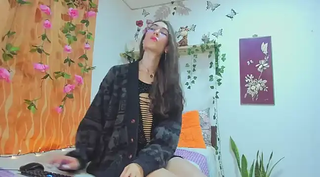 Snapshot of anasttacia_210 chatting on March 3, 2025, 11:22 am anasttacia 210 online show from March 3, 2025, 11:22 am