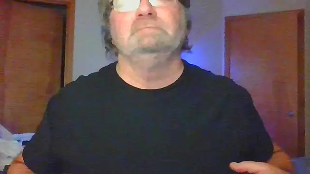 Snapshot of Doherty10 chatting on December 1, 2025, 6:53 pm Doherty10 online show from December 1, 2025, 6:53 pm