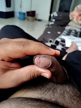 SplitPrestige19 online show from February 22, 2026, 9:22 am