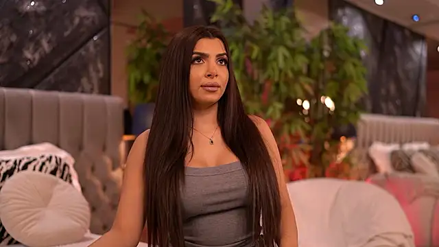 NicoleCellini online show from February 3, 2026, 7:30 pm