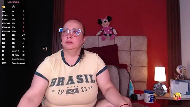 Natasha26  online show from October 21, 2025, 7:13 pm