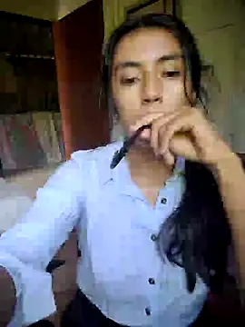 Snapshot of Venus_moonn chatting on March 7, 2025, 2:56 pm Venus moonn online show from March 7, 2025, 2:56 pm