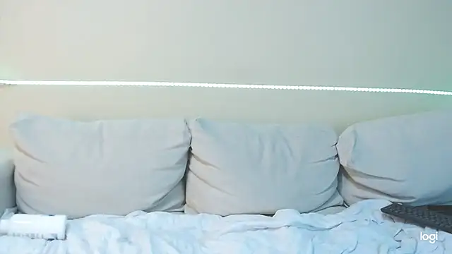 Snapshot of blue_and_peter chatting on February 27, 2025, 8:24 am blue and peter online show from February 27, 2025, 8:24 am