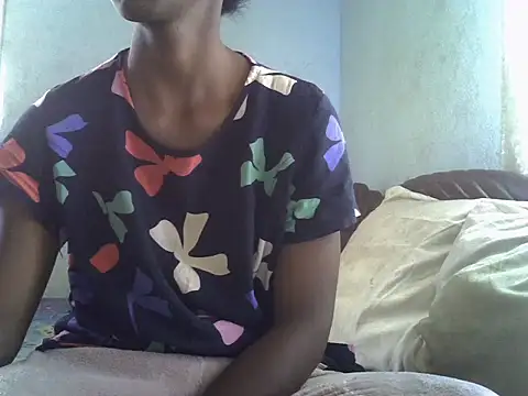 Snapshot of ElianeHot chatting on October 28, 2025, 7:51 am ElianeHot online show from October 28, 2025, 7:51 am