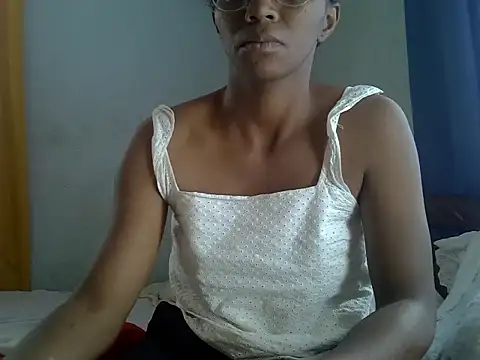 ElianeHot online show from July 5, 2026, 10:22 am