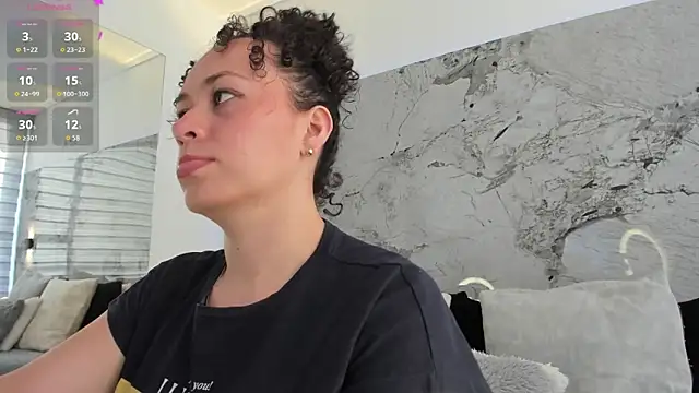 LIZ HOLMES online show from November 11, 2025, 12:00 pm