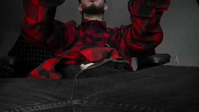 s sven03 online show from September 11, 2025, 7:19 am