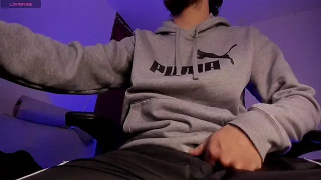 Snapshot of s_sven03 chatting on February 2, 2026, 4:11 am s sven03 online show from February 2, 2026, 4:11 am