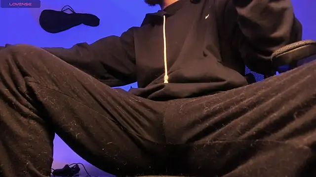 Snapshot of s_sven03 chatting on January 15, 2026, 10:35 pm s sven03 online show from January 15, 2026, 10:35 pm