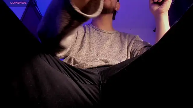 Snapshot of s_sven03 chatting on February 16, 2026, 1:48 am s sven03 online show from February 16, 2026, 1:48 am