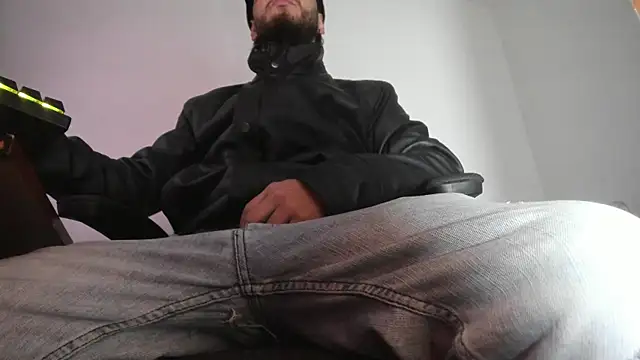 s sven03 online show from November 7, 2025, 6:51 am