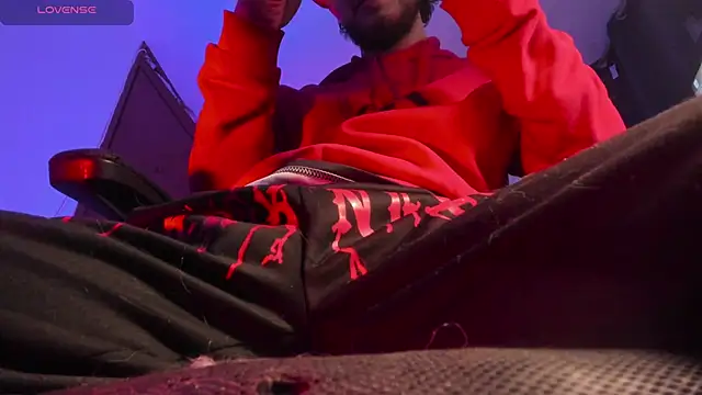 Snapshot of s_sven03 chatting on January 10, 2026, 10:43 am s sven03 online show from January 10, 2026, 10:43 am