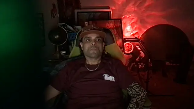 Snapshot of GForceSavage chatting on April 24, 2026, 3:30 am GForceSavage online show from April 24, 2026, 3:30 am