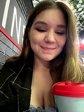 Snapshot of PumaShyXD chatting on November 6, 2025, 11:03 am PumaShyXD online show from November 6, 2025, 11:03 am