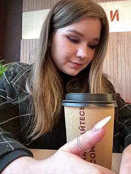 Snapshot of PumaShyXD chatting on December 14, 2025, 11:27 am PumaShyXD online show from December 14, 2025, 11:27 am