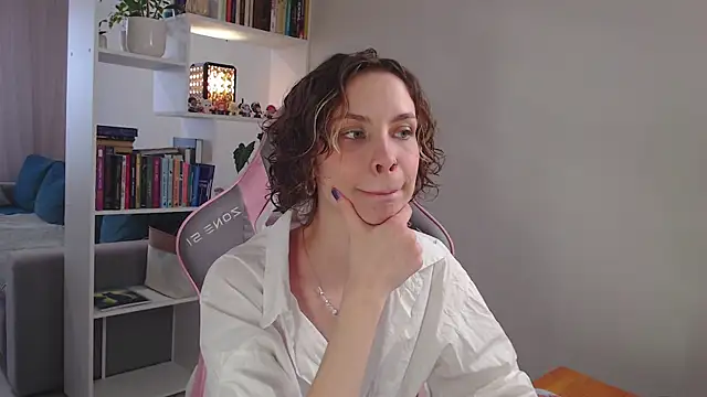 milly ross online show from March 18, 2025, 5:45 am