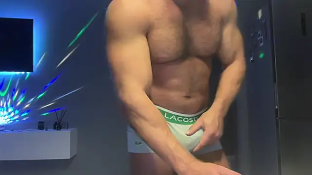 Snapshot of KarlosRichi chatting on January 19, 2025, 5:39 pm KarlosRichi online show from January 19, 2025, 5:39 pm