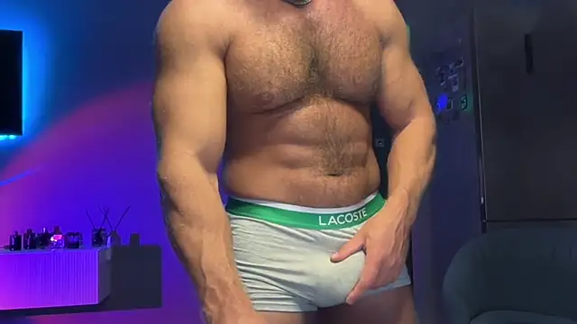 Snapshot of KarlosRichi chatting on November 26, 2025, 4:29 pm KarlosRichi online show from November 26, 2025, 4:29 pm