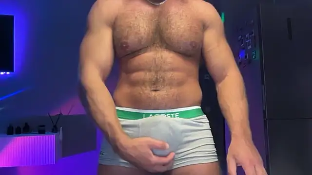 Snapshot of KarlosRichi chatting on December 3, 2025, 3:00 pm KarlosRichi online show from December 3, 2025, 3:00 pm