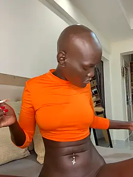 Foxxxyfemale online show from December 5, 2025, 7:07 am