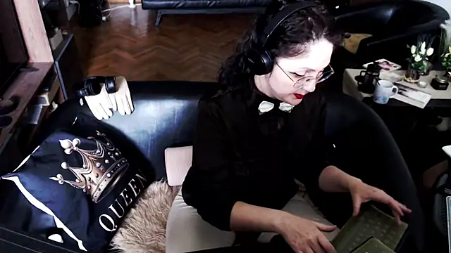 Snapshot of Imperatriza chatting on May 4, 2026, 1:25 pm Imperatriza online show from May 4, 2026, 1:25 pm