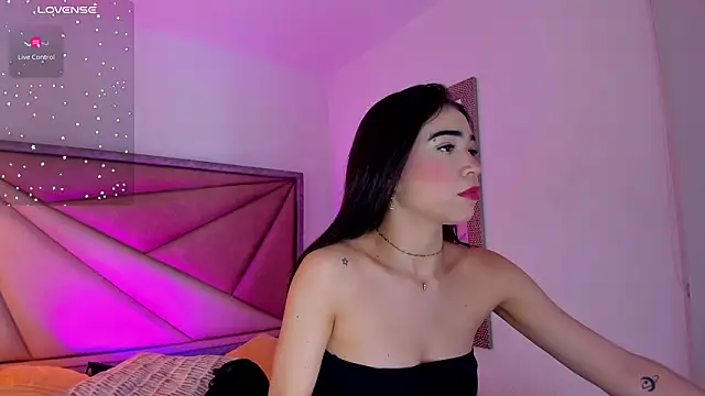 FaloonRoussel online show from February 1, 2026, 12:42 am