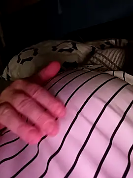 Snapshot of poussychats chatting on March 13, 2025, 8:22 pm poussychats online show from March 13, 2025, 8:22 pm