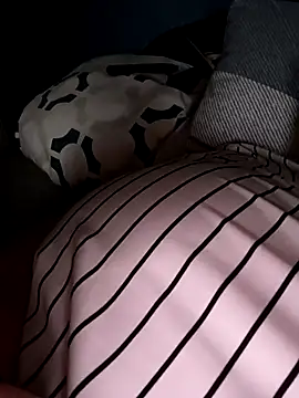 Snapshot of poussychats chatting on March 11, 2025, 7:03 am poussychats online show from March 11, 2025, 7:03 am