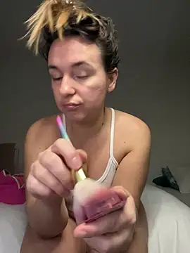 Snapshot of lyajoliee chatting on January 13, 2026, 12:53 pm lyajoliee online show from January 13, 2026, 12:53 pm