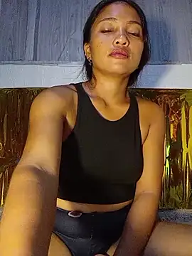 Snapshot of prettybella4u chatting on May 30, 2026, 2:23 pm prettybella4u online show from May 30, 2026, 2:23 pm