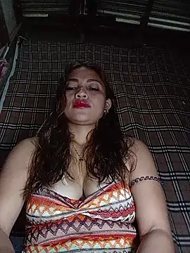 Snapshot of prettybella4u chatting on July 15, 2026, 11:56 pm prettybella4u online show from July 15, 2026, 11:56 pm