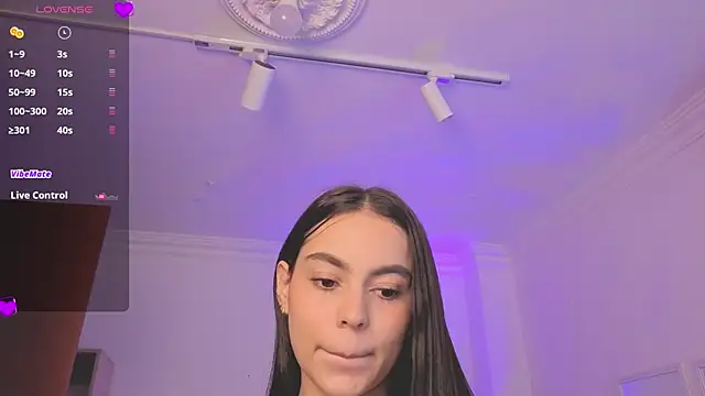 Aleejaa   online show from April 5, 2026, 11:28 am