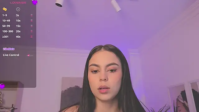 Aleejaa   online show from November 13, 2025, 11:58 am