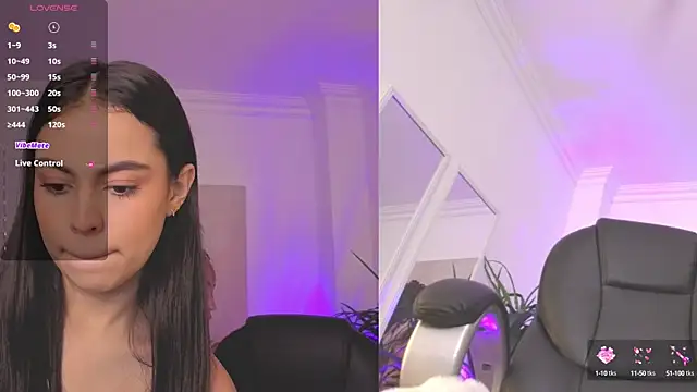 Aleejaa   online show from October 22, 2025, 11:53 am