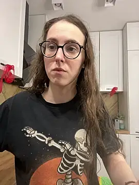 Snapshot of MartiniiSelenna chatting on March 11, 2026, 7:02 am MartiniiSelenna online show from March 11, 2026, 7:02 am