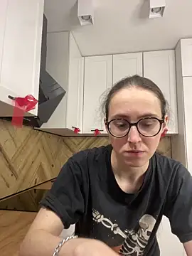 Snapshot of MartiniiSelenna chatting on March 22, 2026, 6:48 am MartiniiSelenna online show from March 22, 2026, 6:48 am