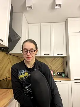 MartiniiSelenna online show from October 19, 2025, 5:43 am