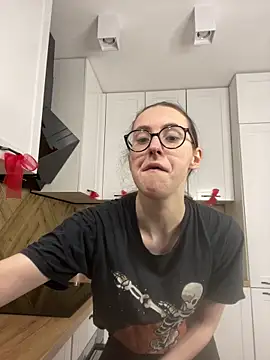 Snapshot of MartiniiSelenna chatting on January 18, 2026, 6:50 am MartiniiSelenna online show from January 18, 2026, 6:50 am