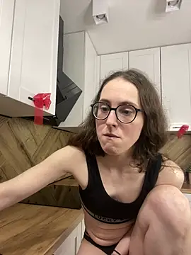 Snapshot of MartiniiSelenna chatting on March 21, 2026, 8:19 am MartiniiSelenna online show from March 21, 2026, 8:19 am