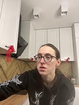 Snapshot of MartiniiSelenna chatting on February 2, 2026, 6:45 am MartiniiSelenna online show from February 2, 2026, 6:45 am