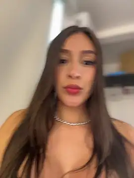 Snapshot of Rose-euphoria chatting on May 23, 2026, 9:14 pm Rose-euphoria online show from May 23, 2026, 9:14 pm