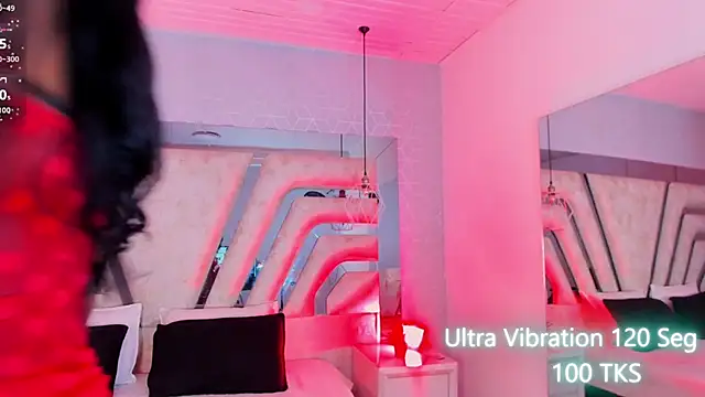 Snapshot of AngelineHeet chatting on October 6, 2025, 3:29 am AngelineHeet online show from October 6, 2025, 3:29 am