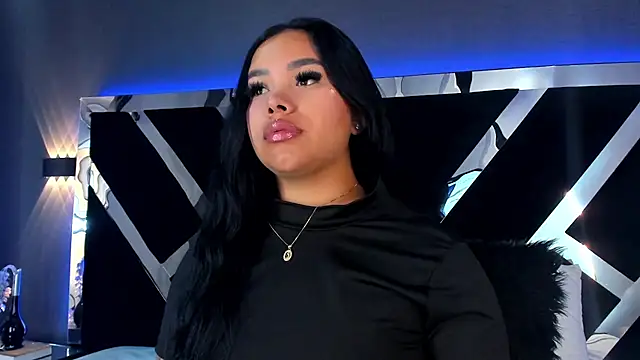 Snapshot of MarianaGarciaa__ chatting on May 1, 2026, 7:08 pm MarianaGarciaa online show from May 1, 2026, 7:08 pm