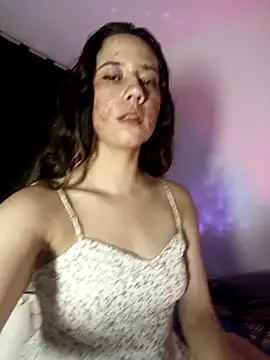 Snapshot of lovely_kitt chatting on November 5, 2025, 3:42 am lovely kitt online show from November 5, 2025, 3:42 am